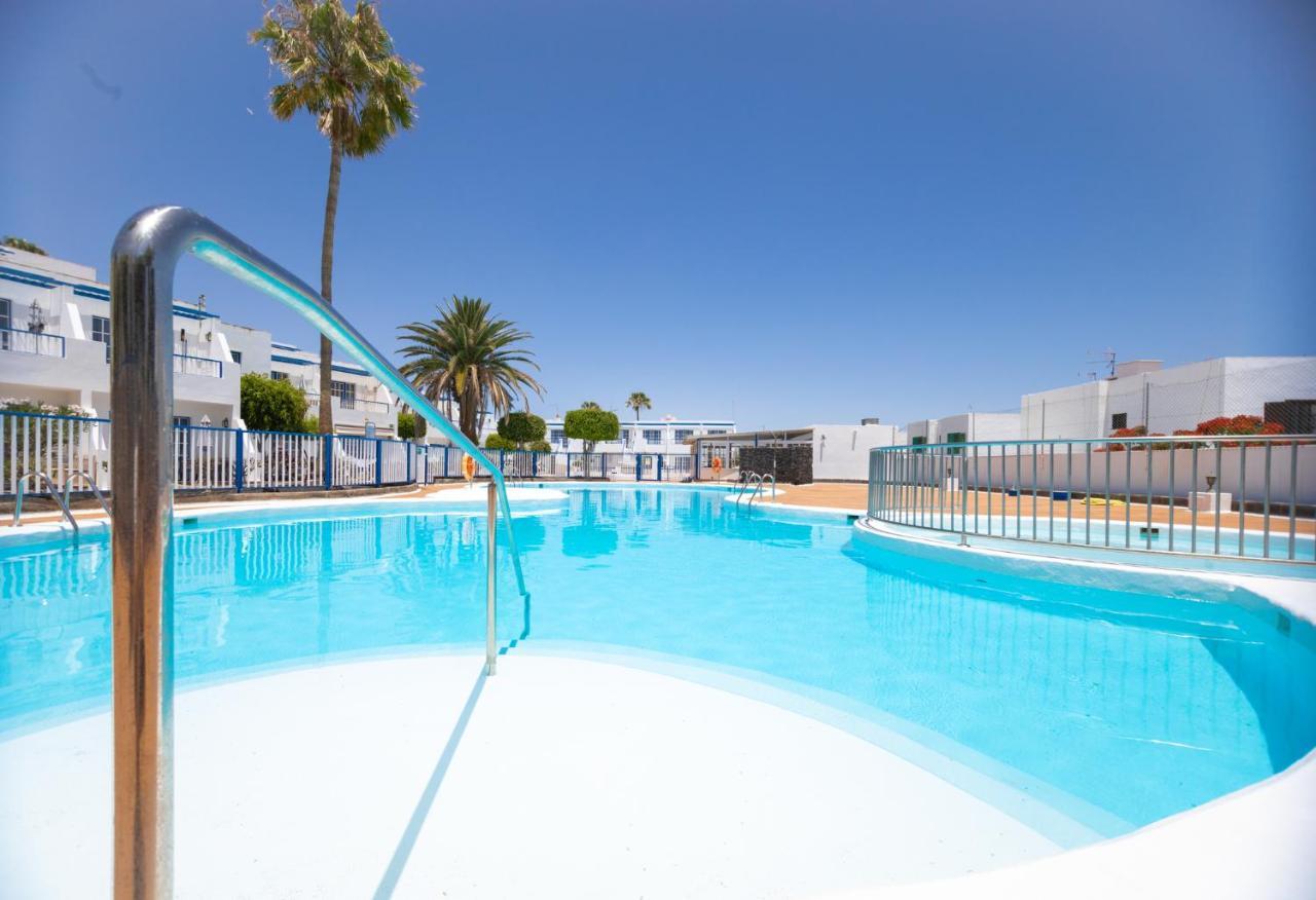 Atalaya 1St Floor Poolside Apartment Puerto del Carmen  Eksteriør billede